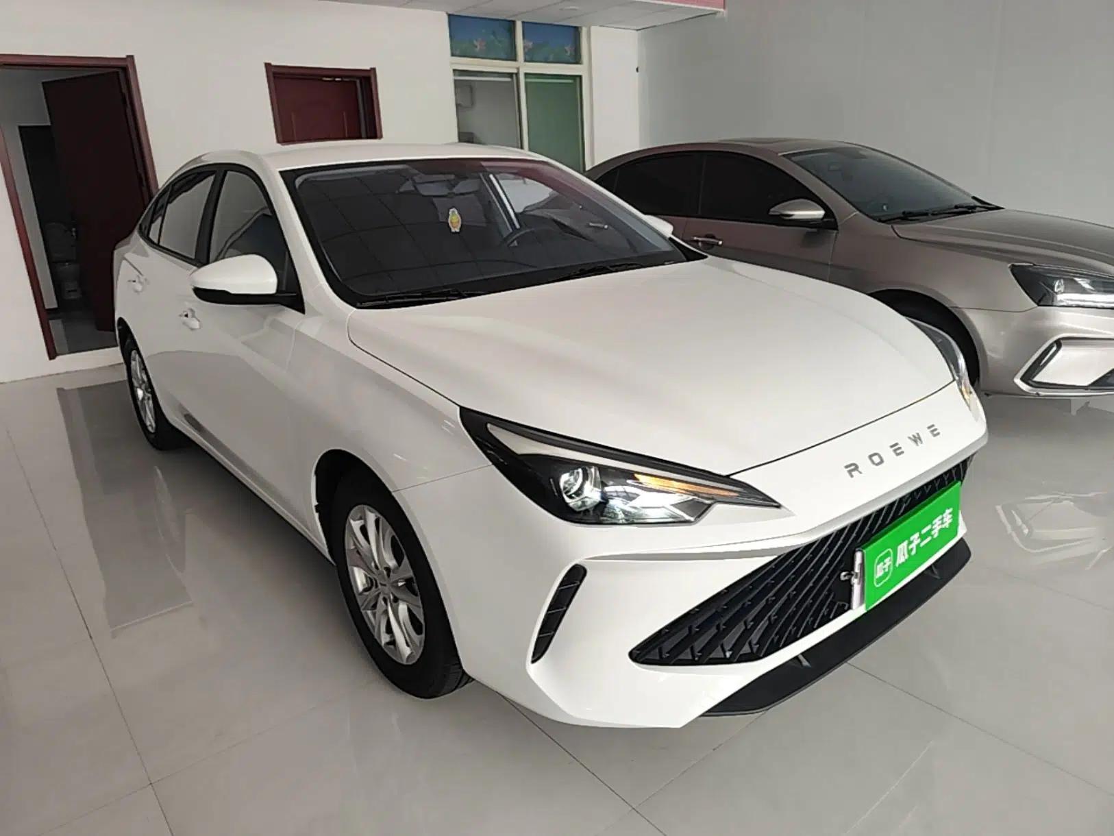Roewe i5 2026 Model 1.5L Manual Comfort Version — миниатюра 3