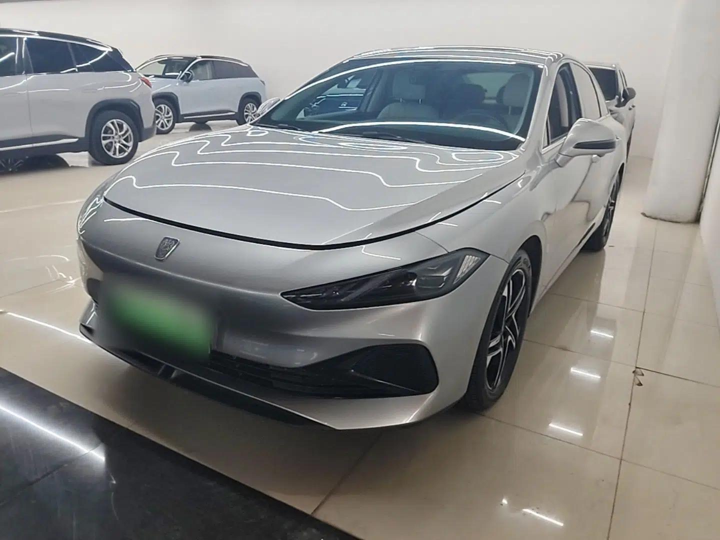 Roewe D7 2023 DMH 125km Excellence Edition — миниатюра 1