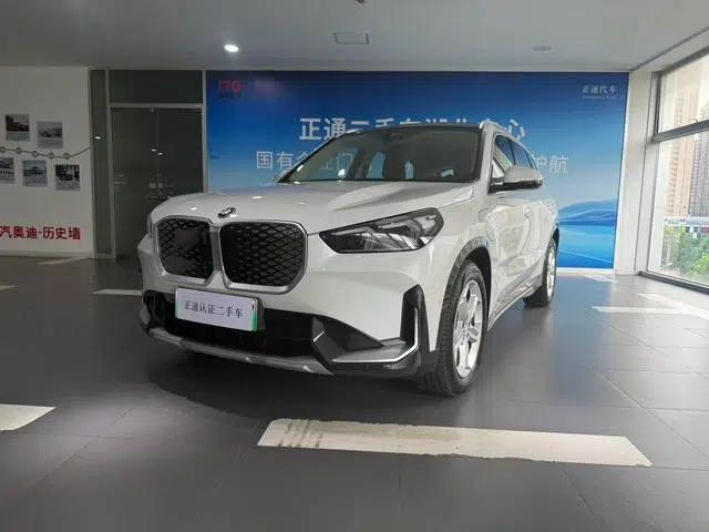 BMW iX1 2026 eDrive25L X Design Package (production discontinued in May 2026)