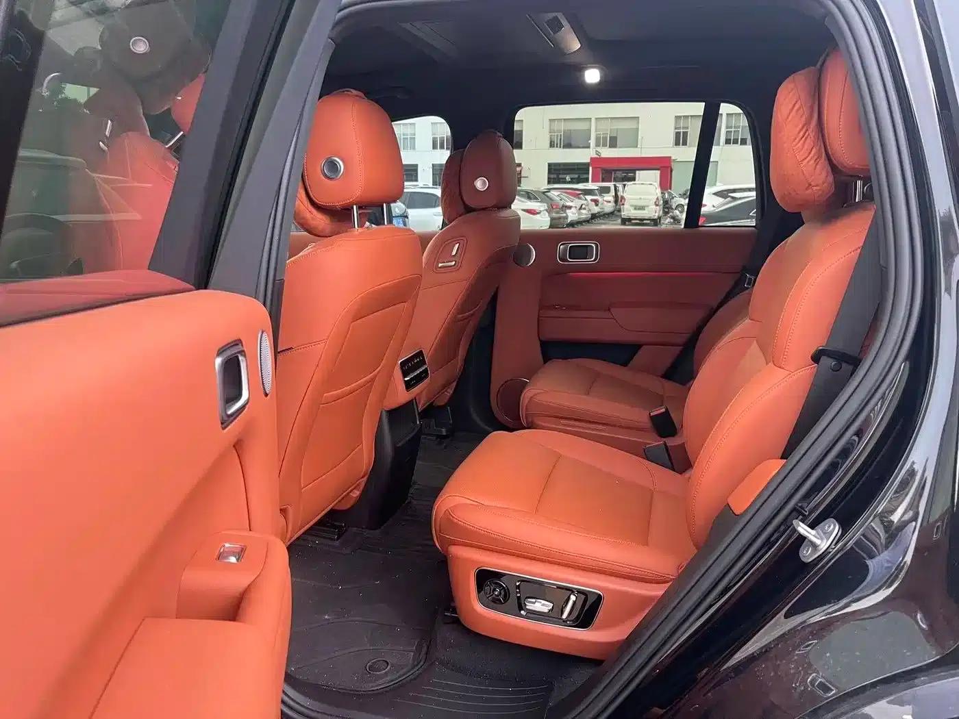 Li Auto L8 2023 Max — миниатюра 4
