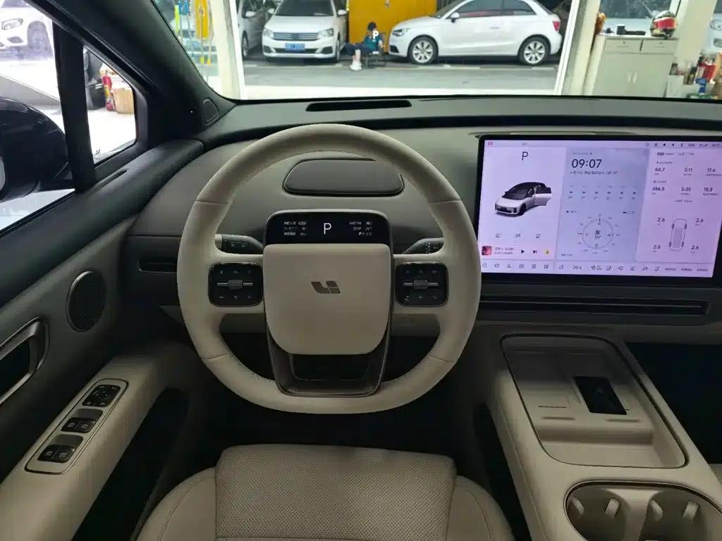 Li Auto i6 2025 Two-Wheel Drive Standard Edition — миниатюра 13