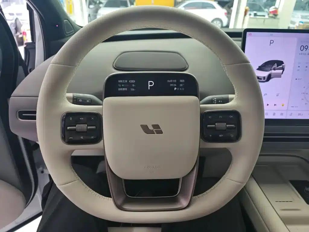 Li Auto i6 2025 Two-Wheel Drive Standard Edition — миниатюра 16