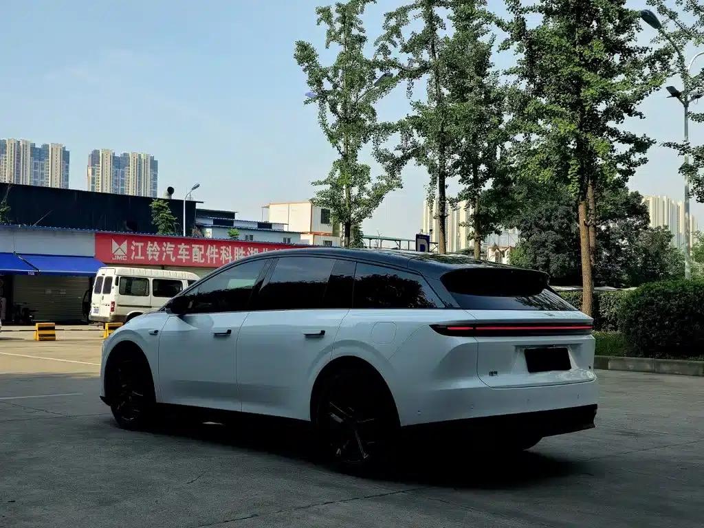 Li Auto i6 2025 Two-Wheel Drive Standard Edition — миниатюра 6
