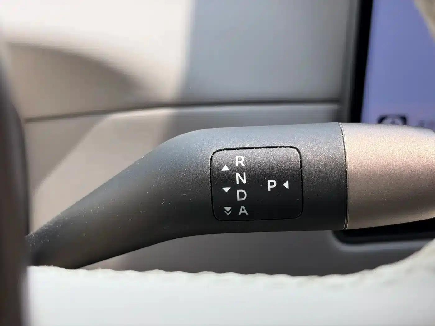 Li Auto i8 2025 Standard Edition — миниатюра 19