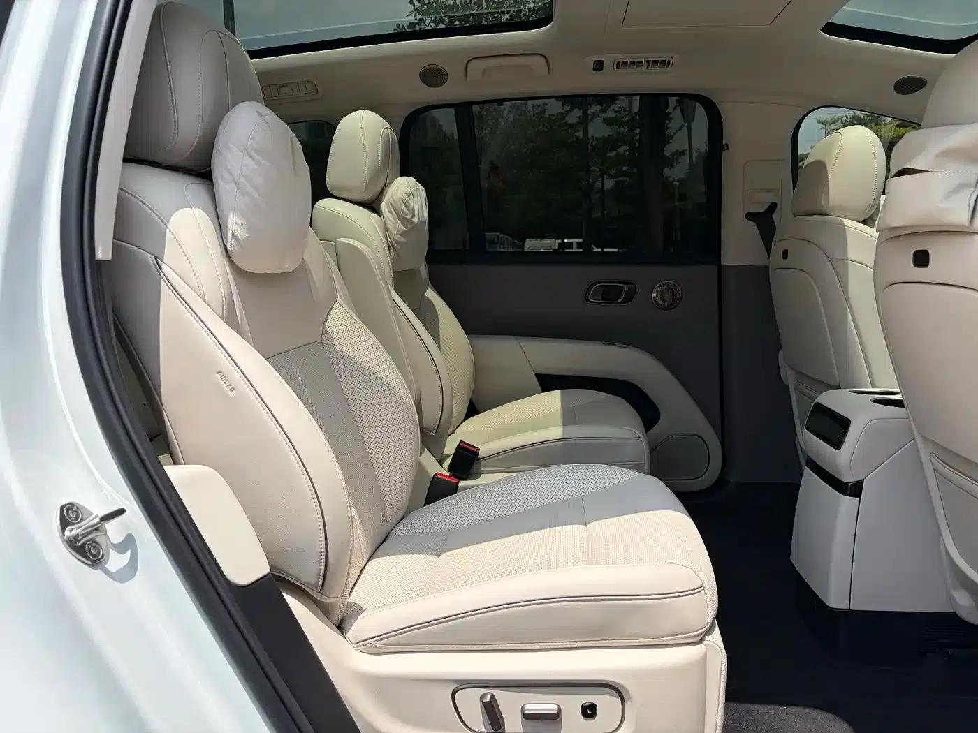 Li Auto i8 2025 Standard Edition — миниатюра 26