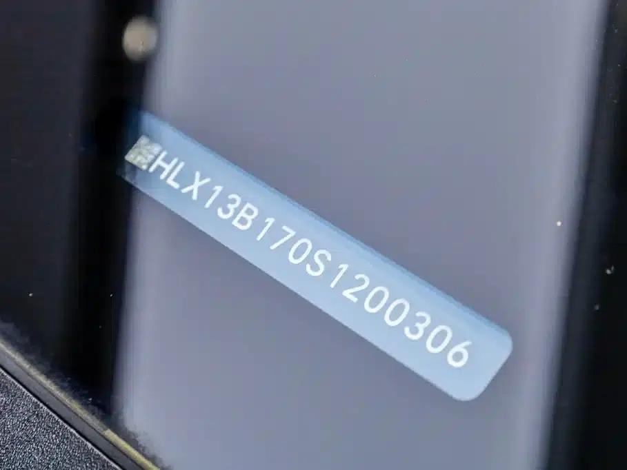 Li Auto i8 2025 Standard Edition — миниатюра 2