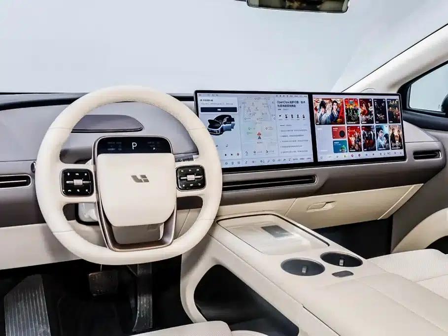 Li Auto i8 2025 Standard Edition — миниатюра 17