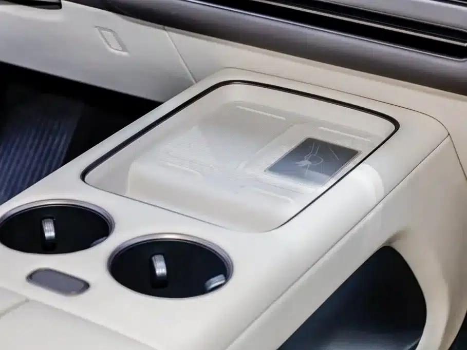 Li Auto i8 2025 Standard Edition — миниатюра 25