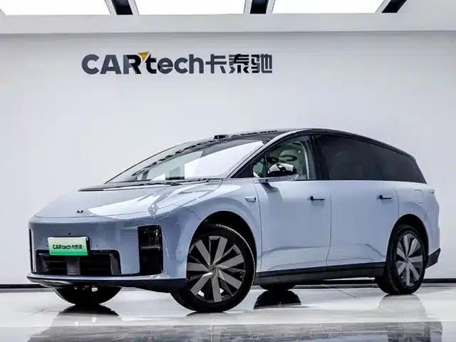 Li Auto i8 2025 Standard Edition