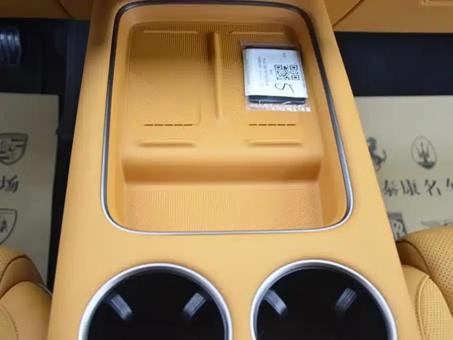 Li Auto i8 2025 Standard Edition — миниатюра 10
