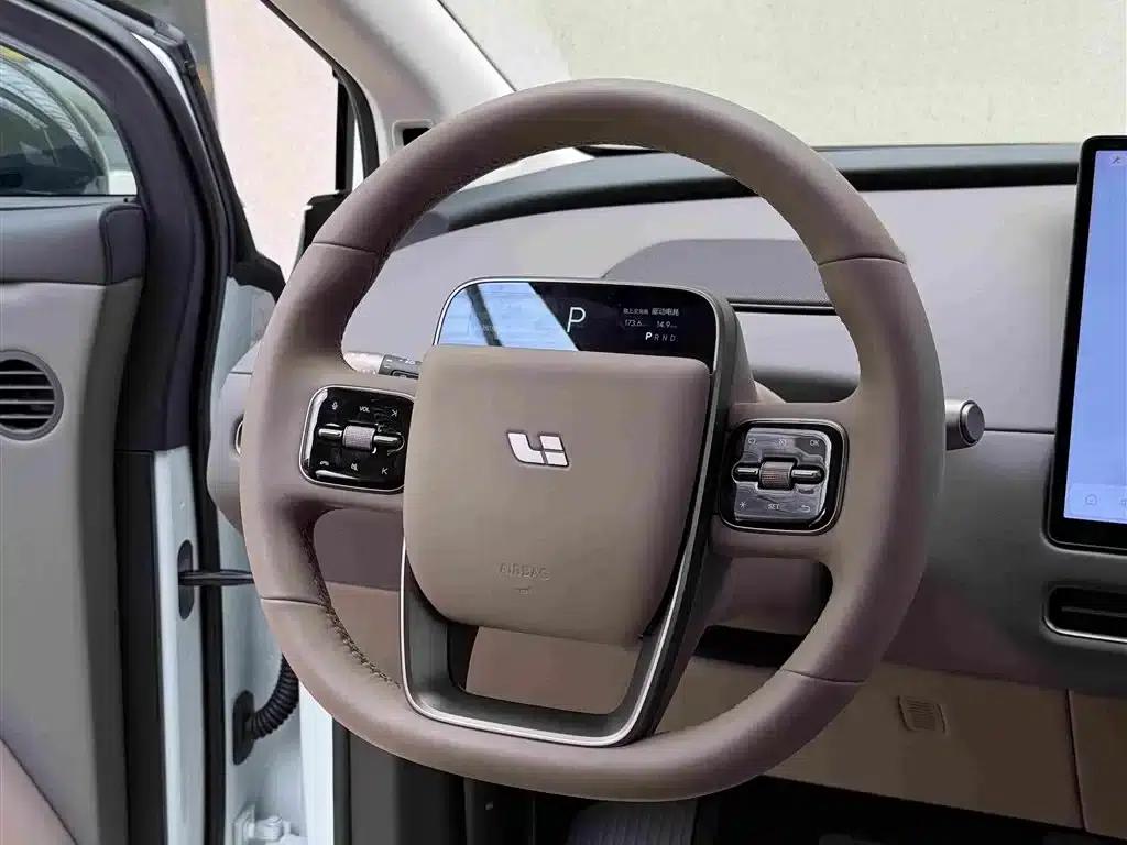 Li Auto i8 2025 Standard Edition — миниатюра 7