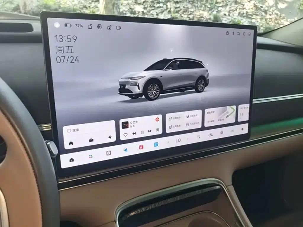 Leapmotor C11 2026 Pure Electric 640 LiDAR Smart Edition — миниатюра 13