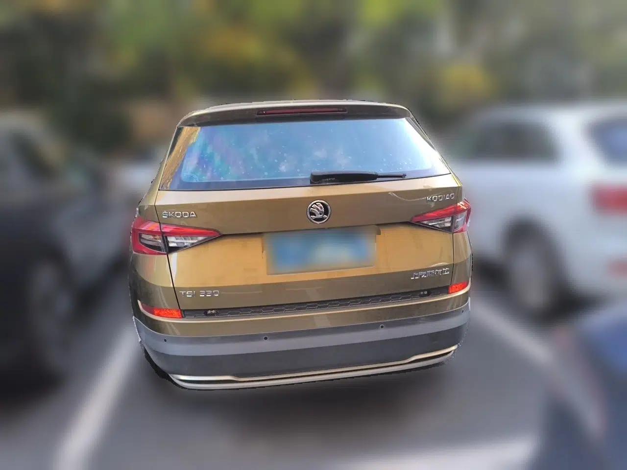 Skoda Kodiaq 2017 TSI330 7-Seater Two-Wheel-Drive Luxury Edition — миниатюра 3
