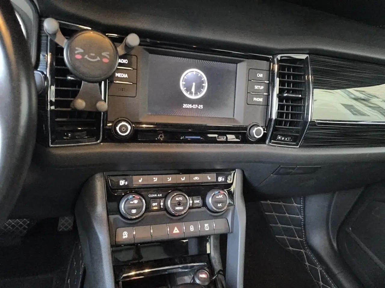 Skoda Kodiaq 2017 TSI330 7-Seater Two-Wheel-Drive Luxury Edition — миниатюра 10