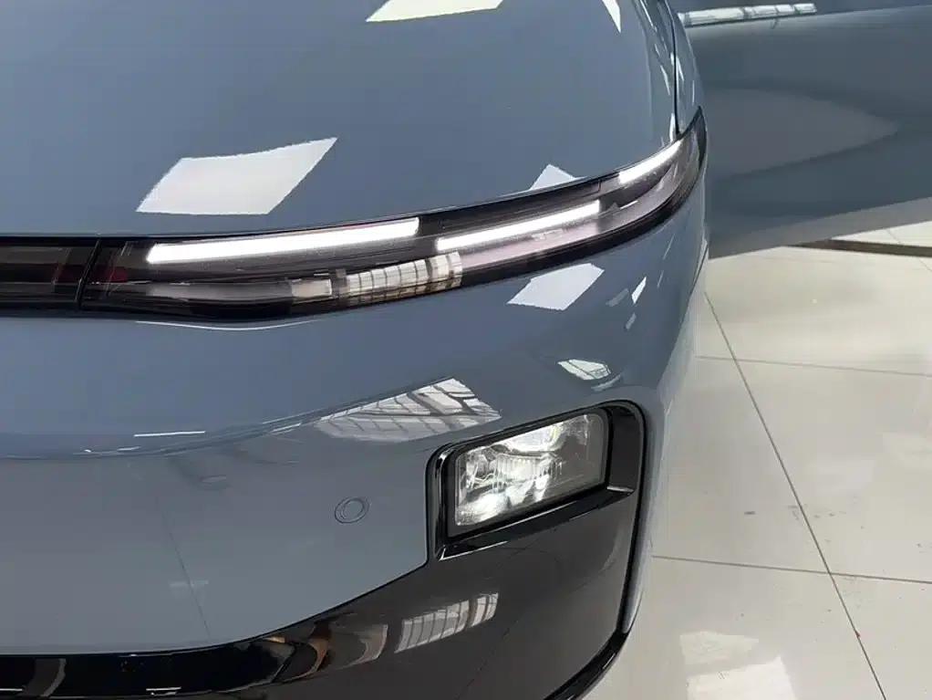 Leapmotor B01 2025 Model 550 LiDAR Edition — миниатюра 3