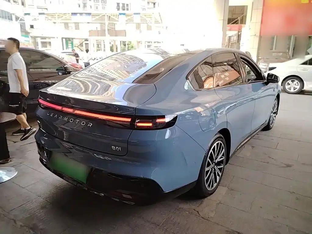 Leapmotor B01 2025 Model 550 LiDAR Edition — миниатюра 7