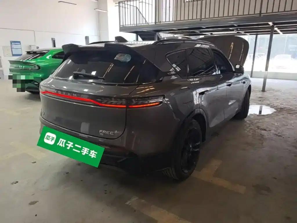 Voyah Free 2025 Model 318 318km Rear-Wheel Drive Touring Edition — миниатюра 7