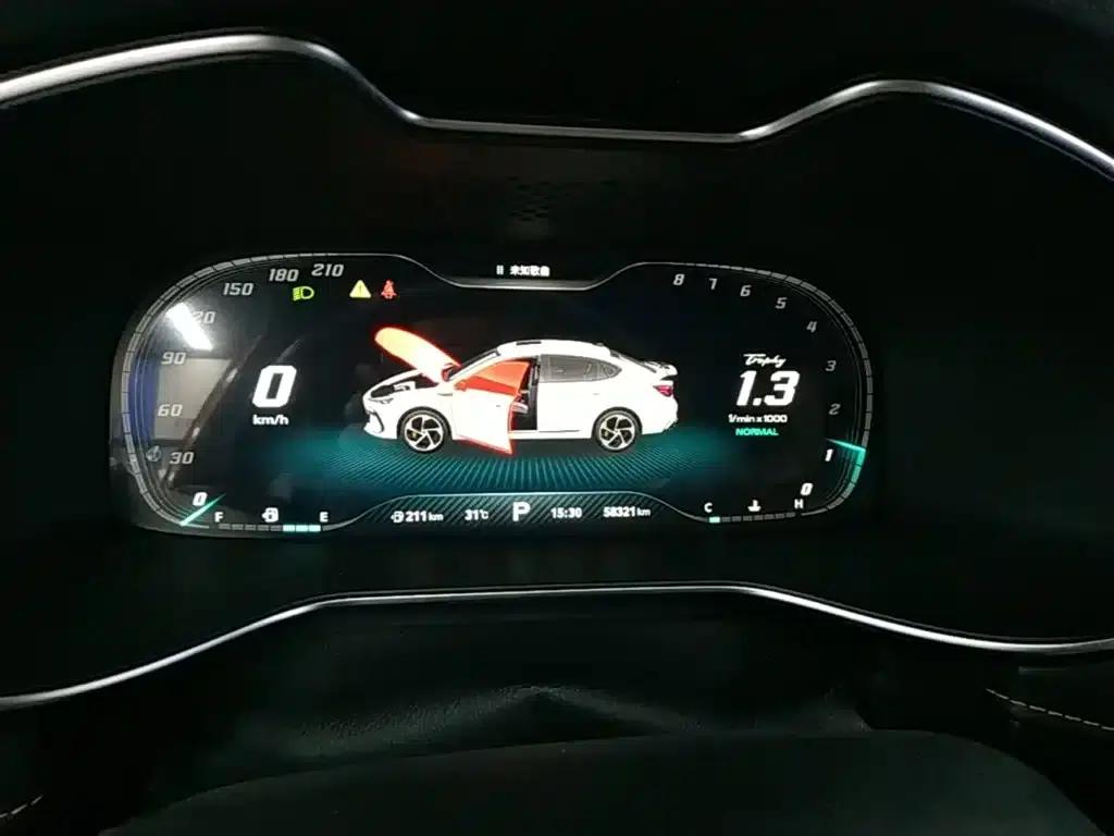 MG6 2021 Pro 1.5T Automatic Trophy Intelligent Driving Flagship Edition — миниатюра 12