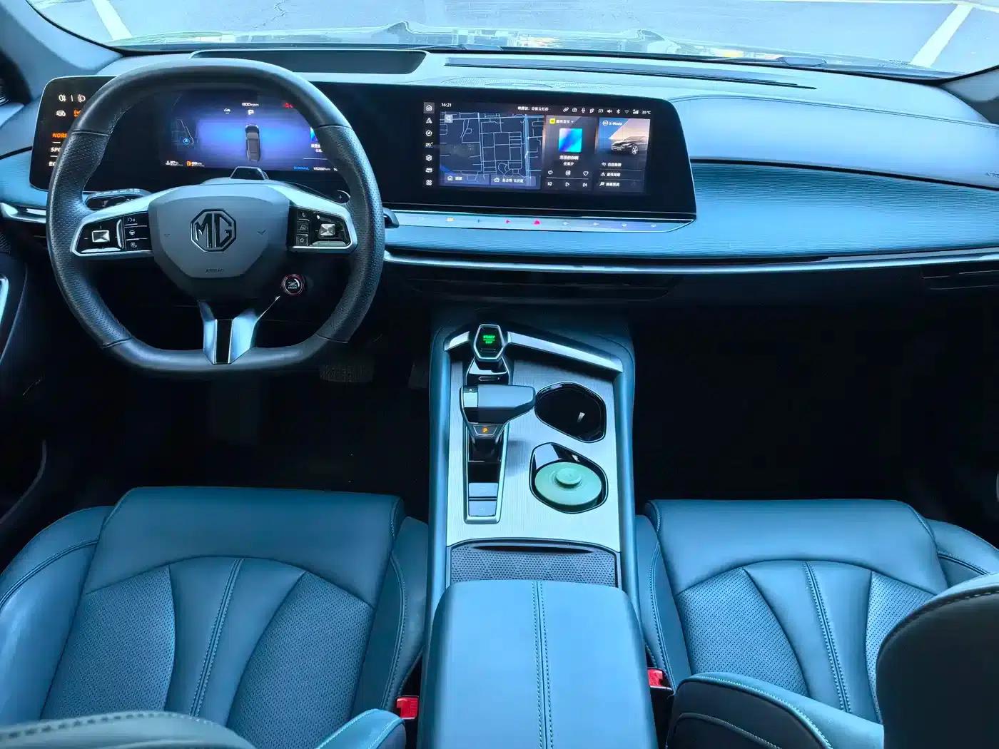 MG7 2025 2.0T Trophy+ Super Intelligent Driving Edition — миниатюра 4