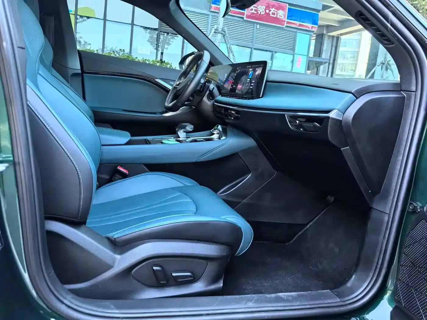 MG7 2025 2.0T Trophy+ Super Intelligent Driving Edition — миниатюра 7