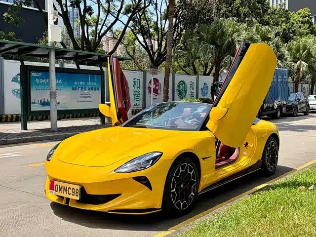 2024 MG Cyberster 501km Charming Edition