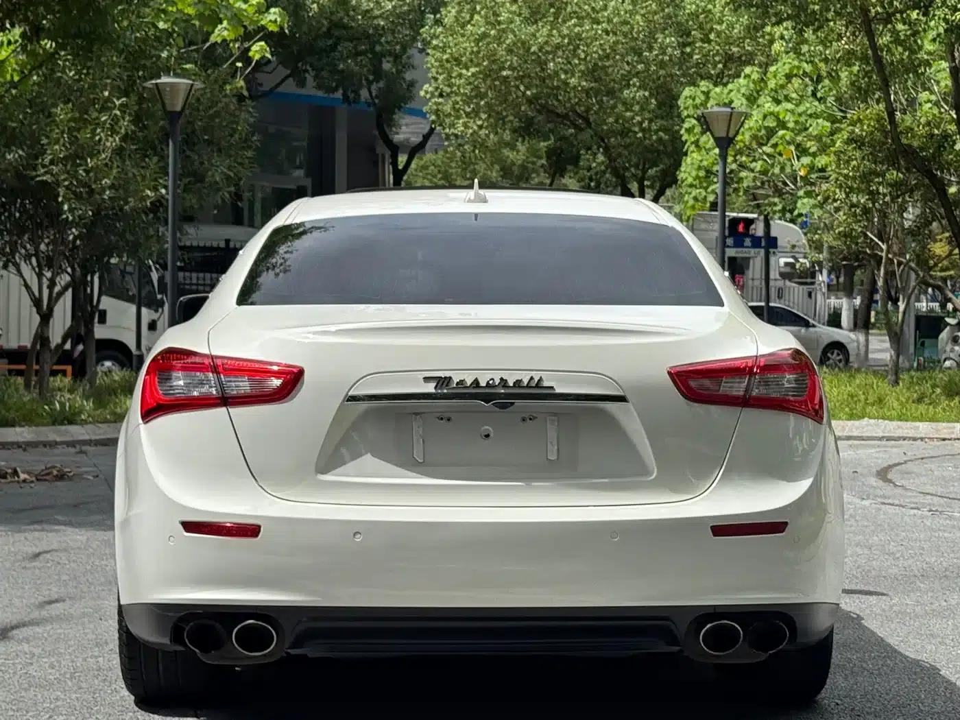 2014 Ghibli 3.0T Standard Edition — миниатюра 4