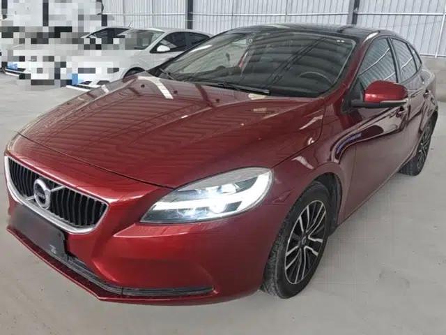 Volvo V40 2018 T3 Zhiyi Edition