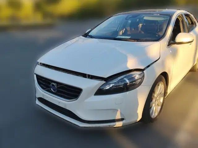 Volvo V40 Volvo V40, 2.0-liter engine, 5 seats