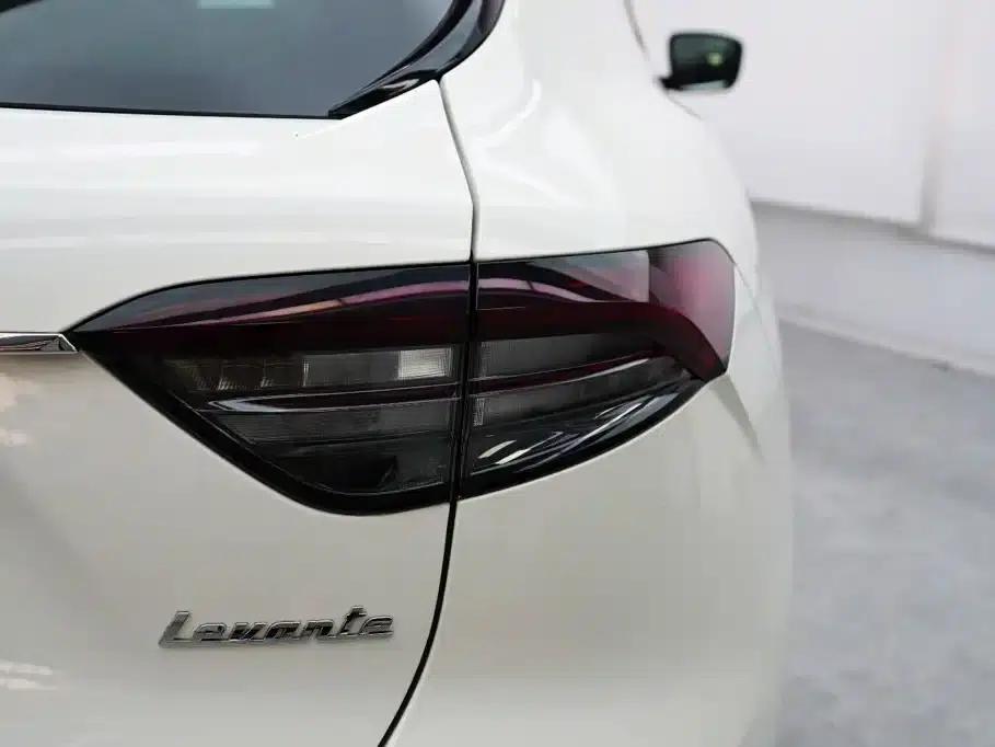 2016 Levante 3.0T Standard Edition — миниатюра 15
