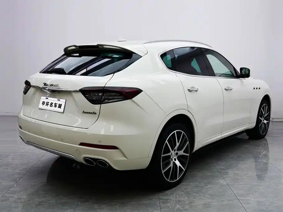 2016 Levante 3.0T Standard Edition — миниатюра 17