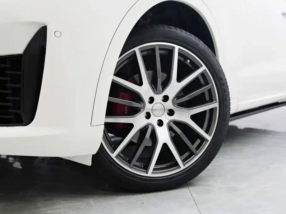2016 Levante 3.0T Standard Edition — миниатюра 3