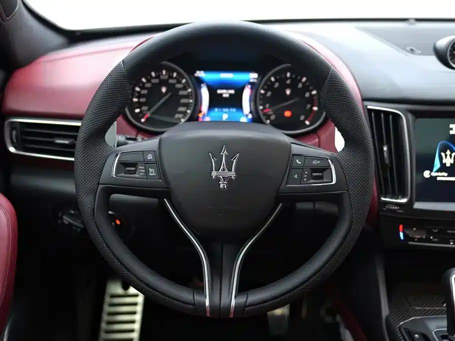 2016 Levante 3.0T Standard Edition — миниатюра 10