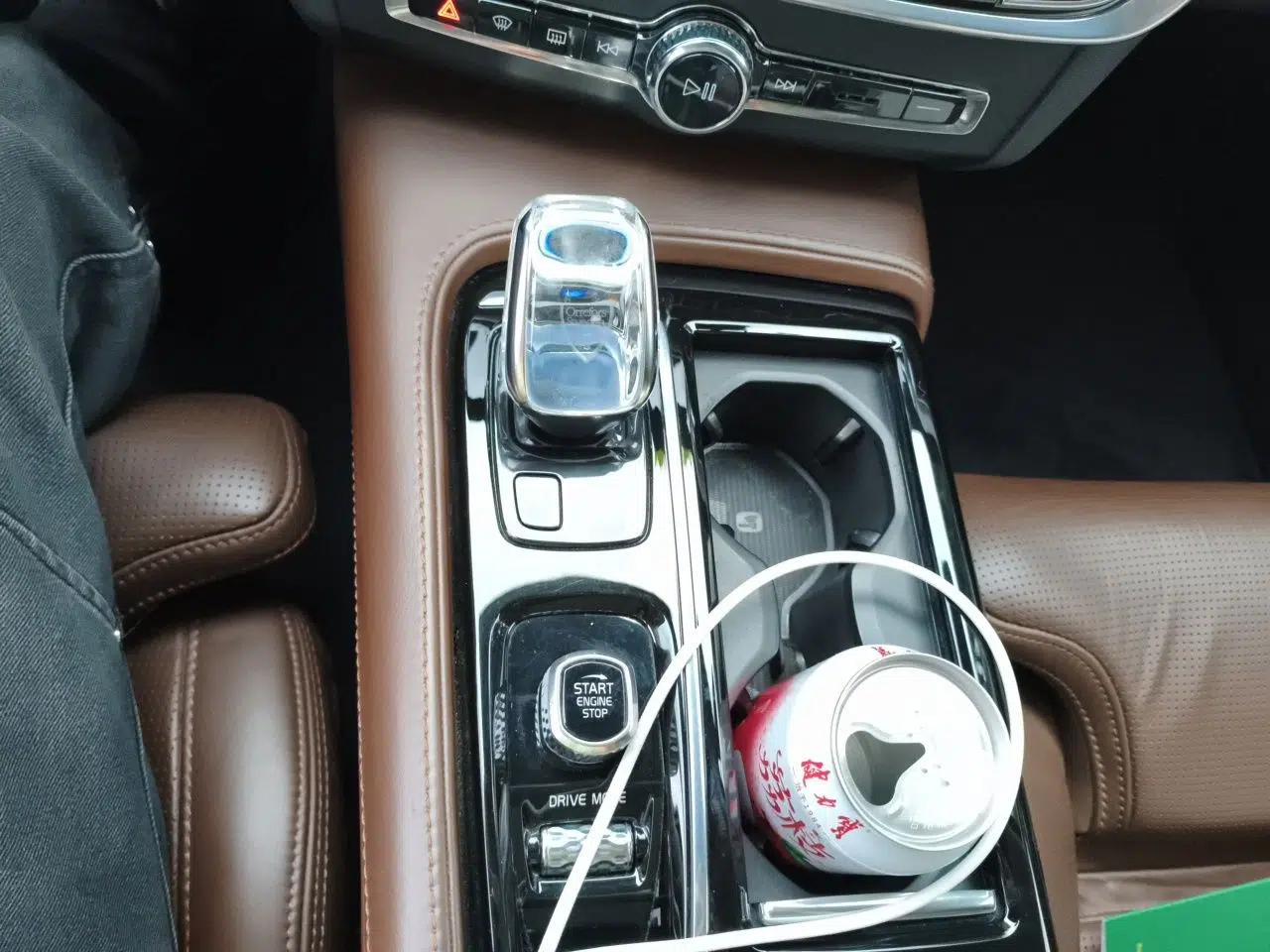 Volvo S90 New Energy 2020 T8 eDrive Hybrid Luxury Edition — миниатюра 14