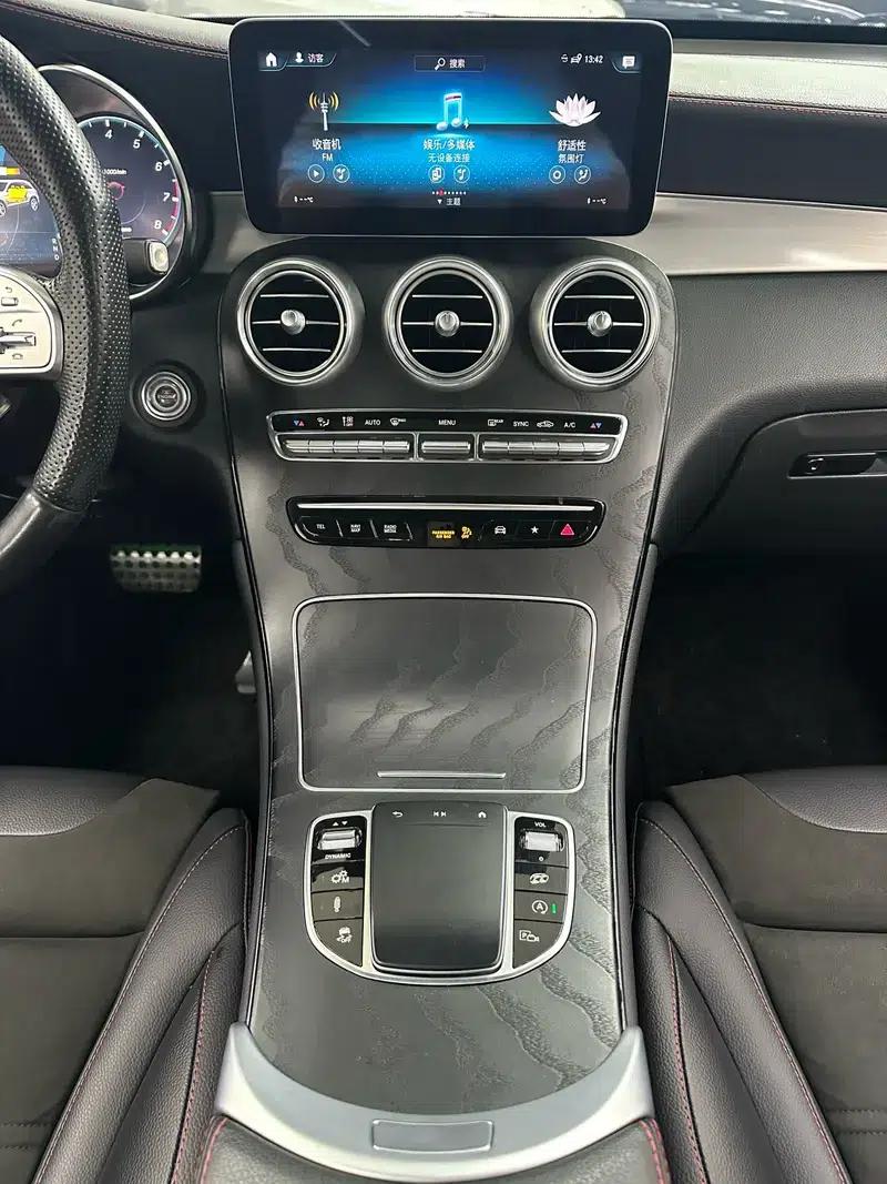 2022 Mercedes-Benz GLC AMG 43 4MATIC — миниатюра 15