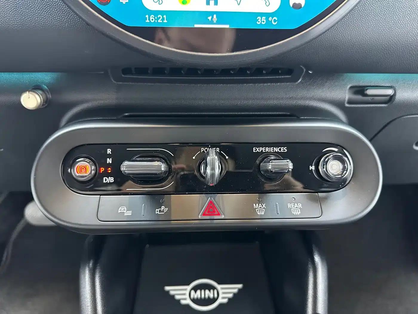 2025 Electric MINI Cooper (456km/h) - Cooper E Classic — миниатюра 6