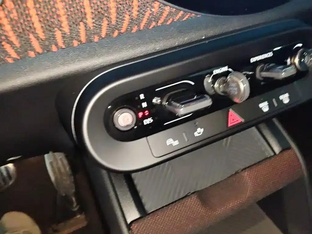 MINI JCW COUNTRYMAN 2024 2.0T JOHN COOPER WORKS — миниатюра 21