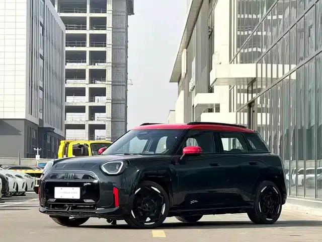 2025 JCW Aceman Electric MINI (JOHN COOPER WORKS)