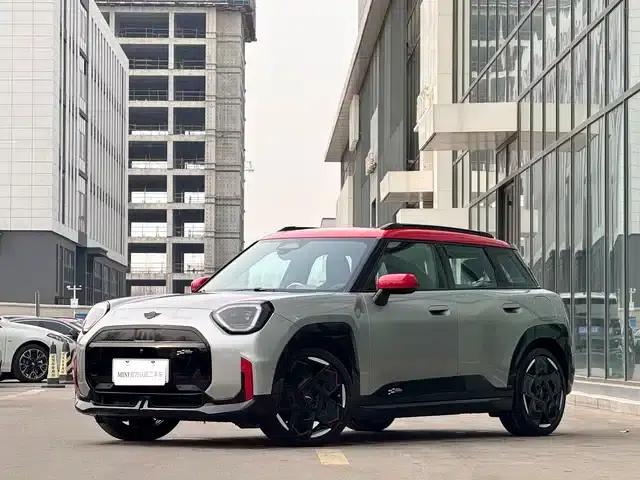 2025 JCW Aceman Electric MINI (JOHN COOPER WORKS)
