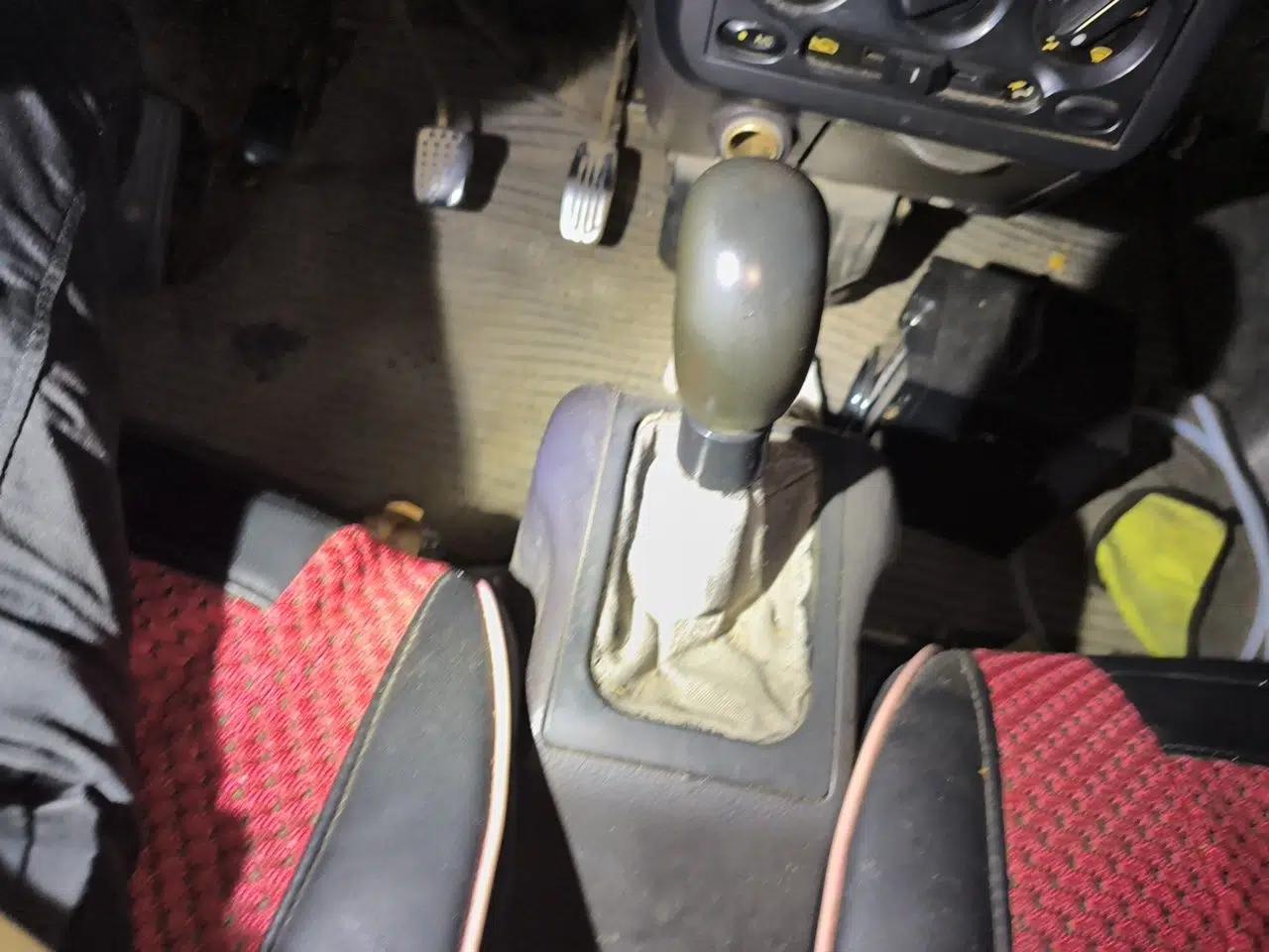 Wuling Rongguang 2011 1.2L Base Version — миниатюра 14