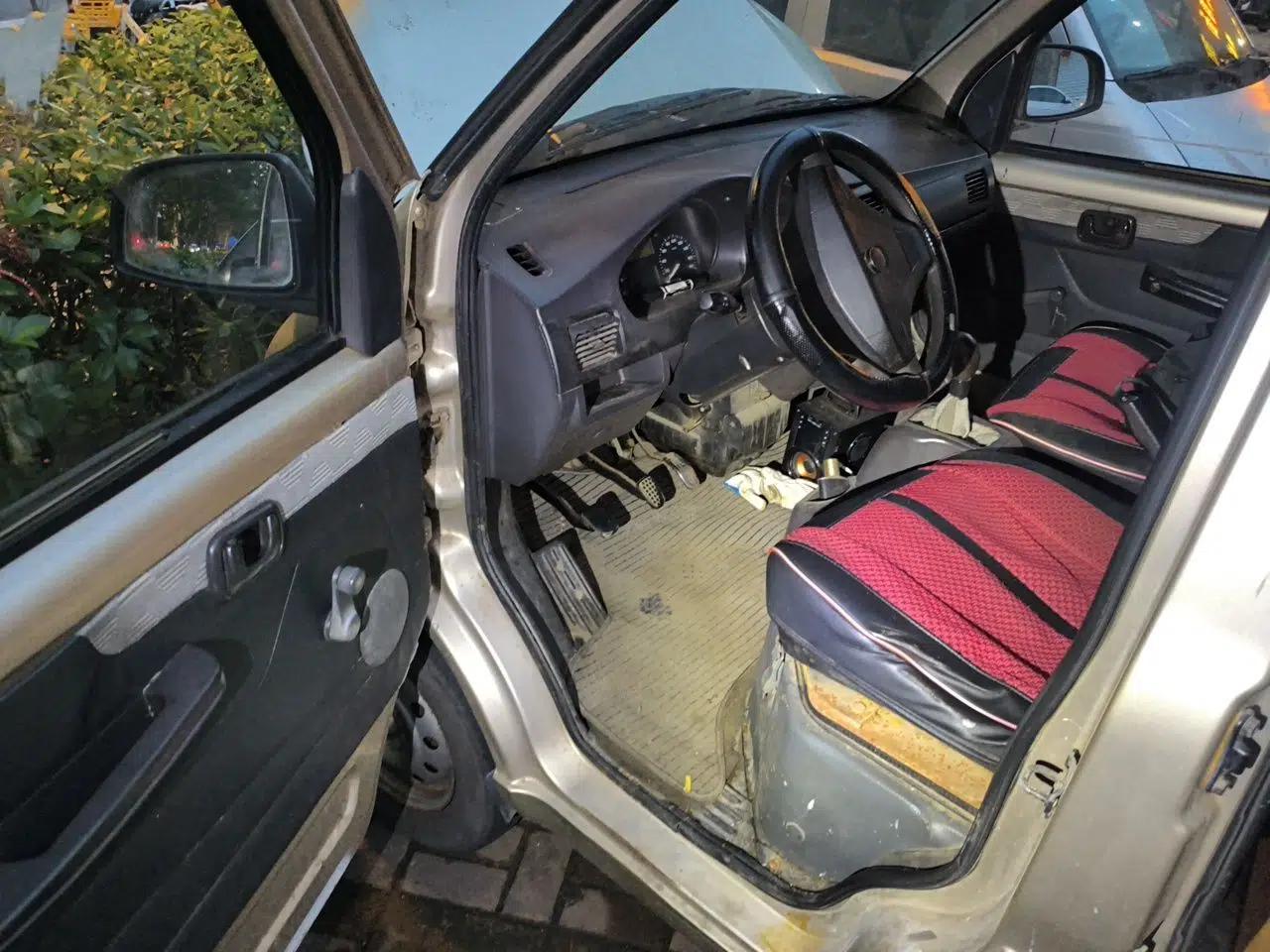 Wuling Rongguang 2011 1.2L Base Version — миниатюра 16