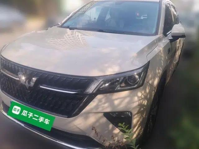 Wuling Asta 2021 1.5T Manual Starlight Edition