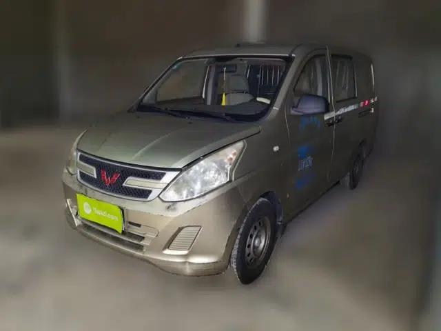 Wuling Rongguang V 2016 1.5L Practical Version