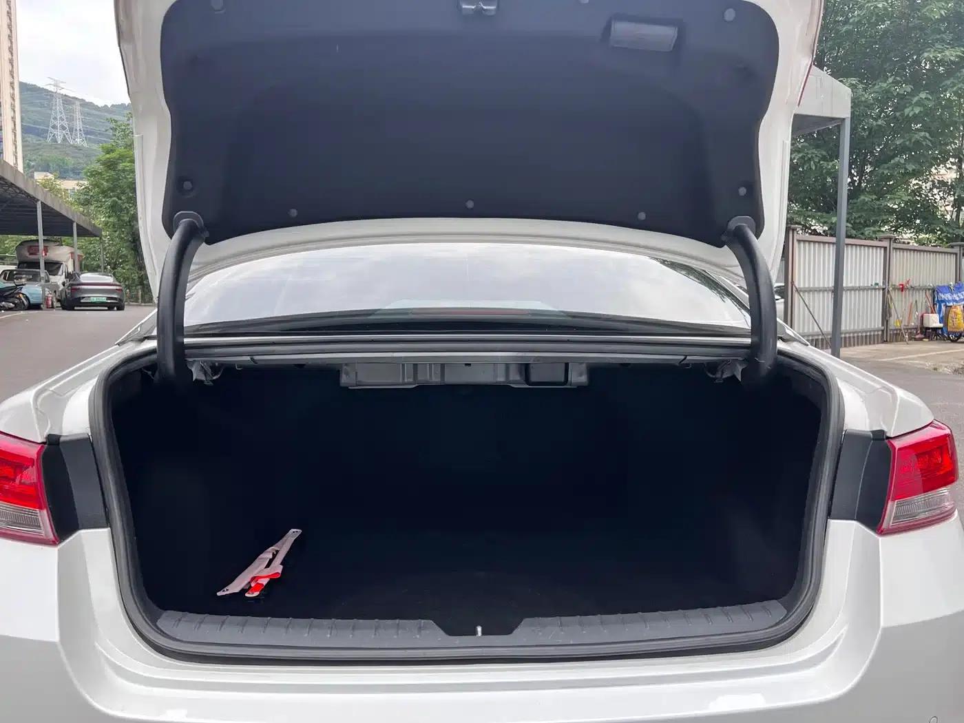 Kia K5 2016 1.6T Automatic LUX — миниатюра 19