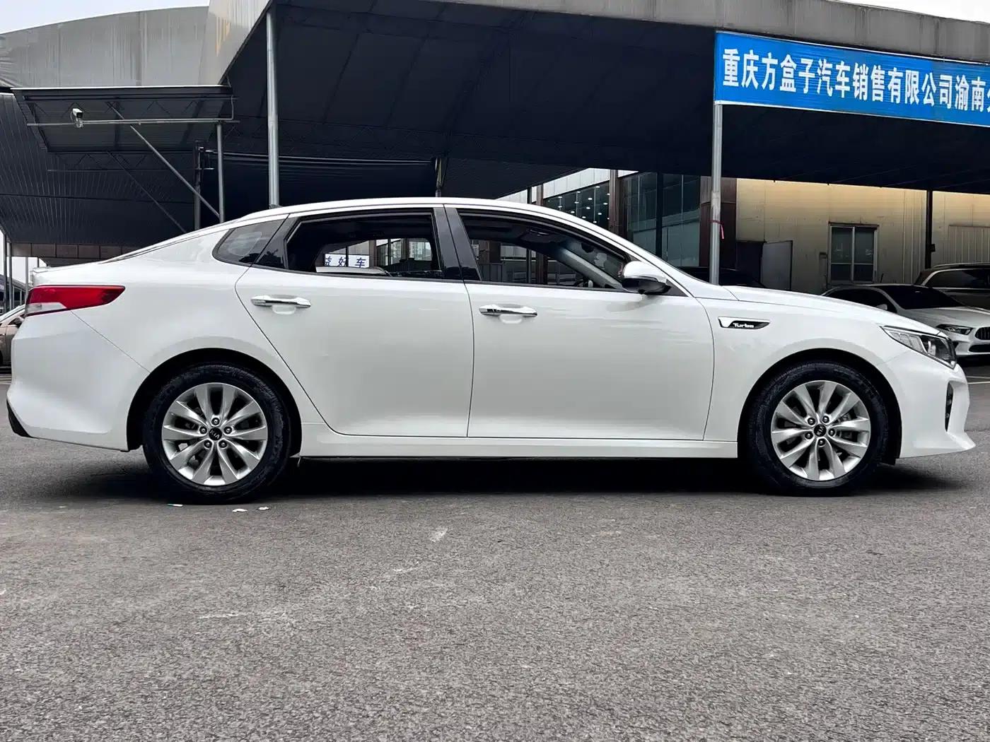 Kia K5 2016 1.6T Automatic LUX — миниатюра 28
