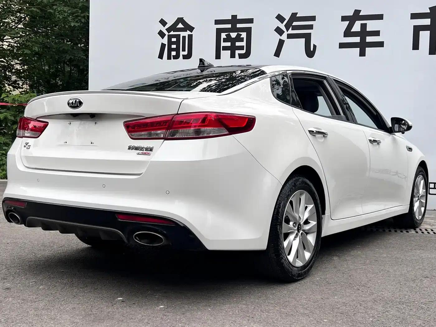Kia K5 2016 1.6T Automatic LUX — миниатюра 30