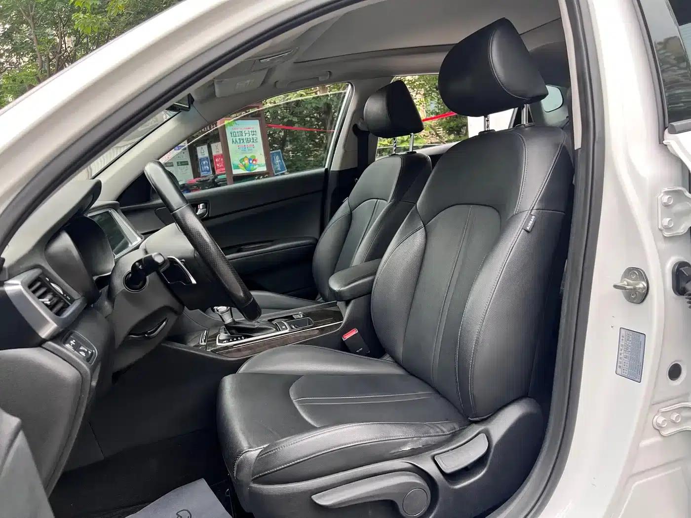 Kia K5 2016 1.6T Automatic LUX — миниатюра 10