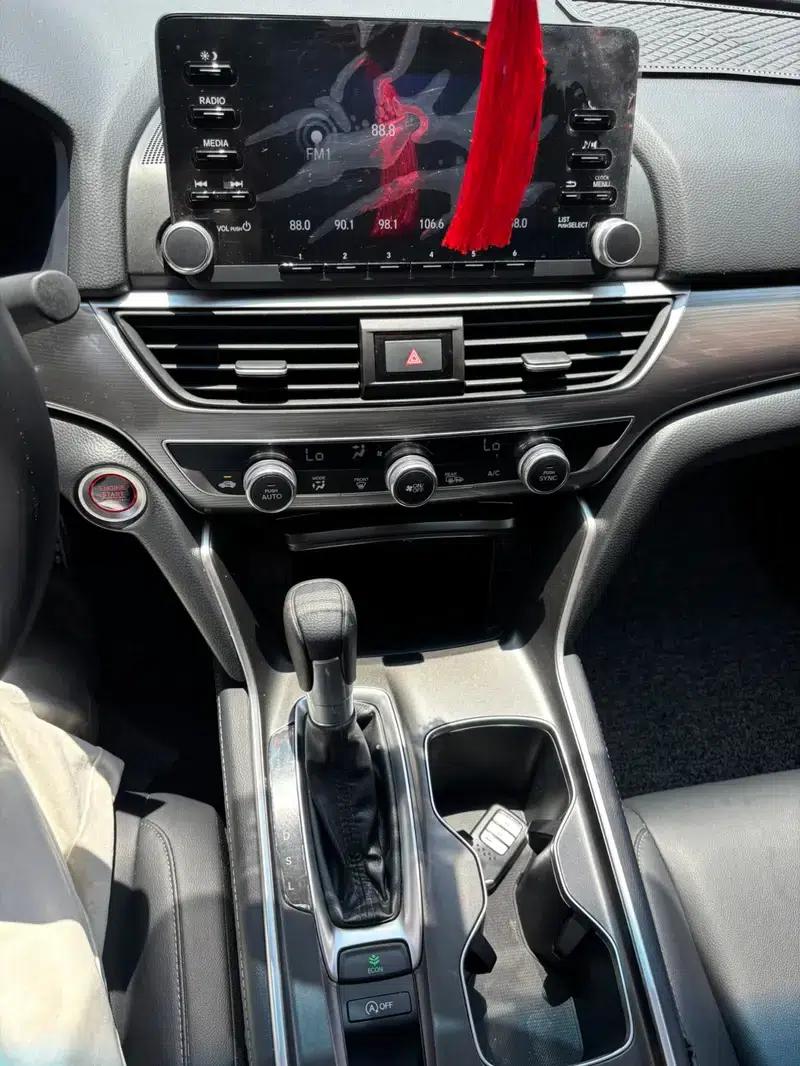 2018 Honda Accord 260TURBO Luxury Edition (China VI Emission Standard) — миниатюра 12