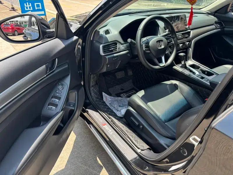 2018 Honda Accord 260TURBO Luxury Edition (China VI Emission Standard) — миниатюра 17