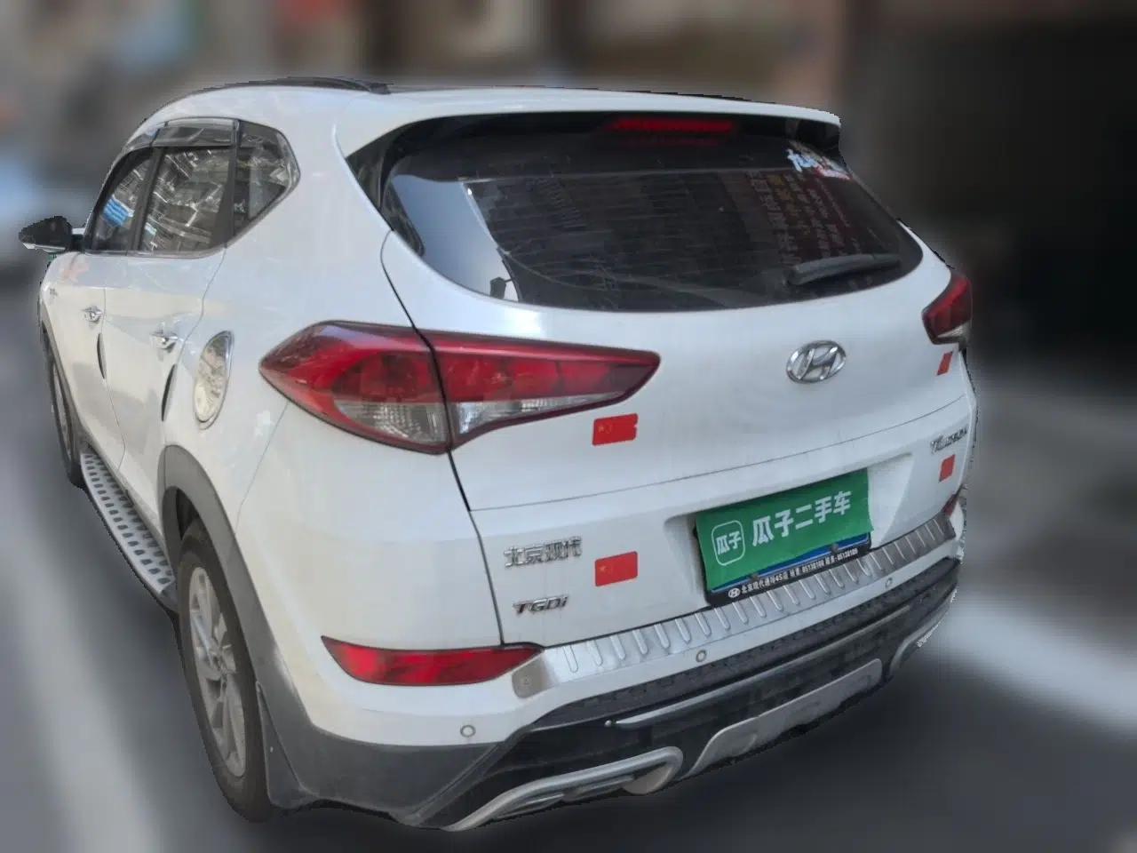 Hyundai Tucson 2015 1.6T Dual-Clutch Two-Wheel-Drive Smart Model — миниатюра 4
