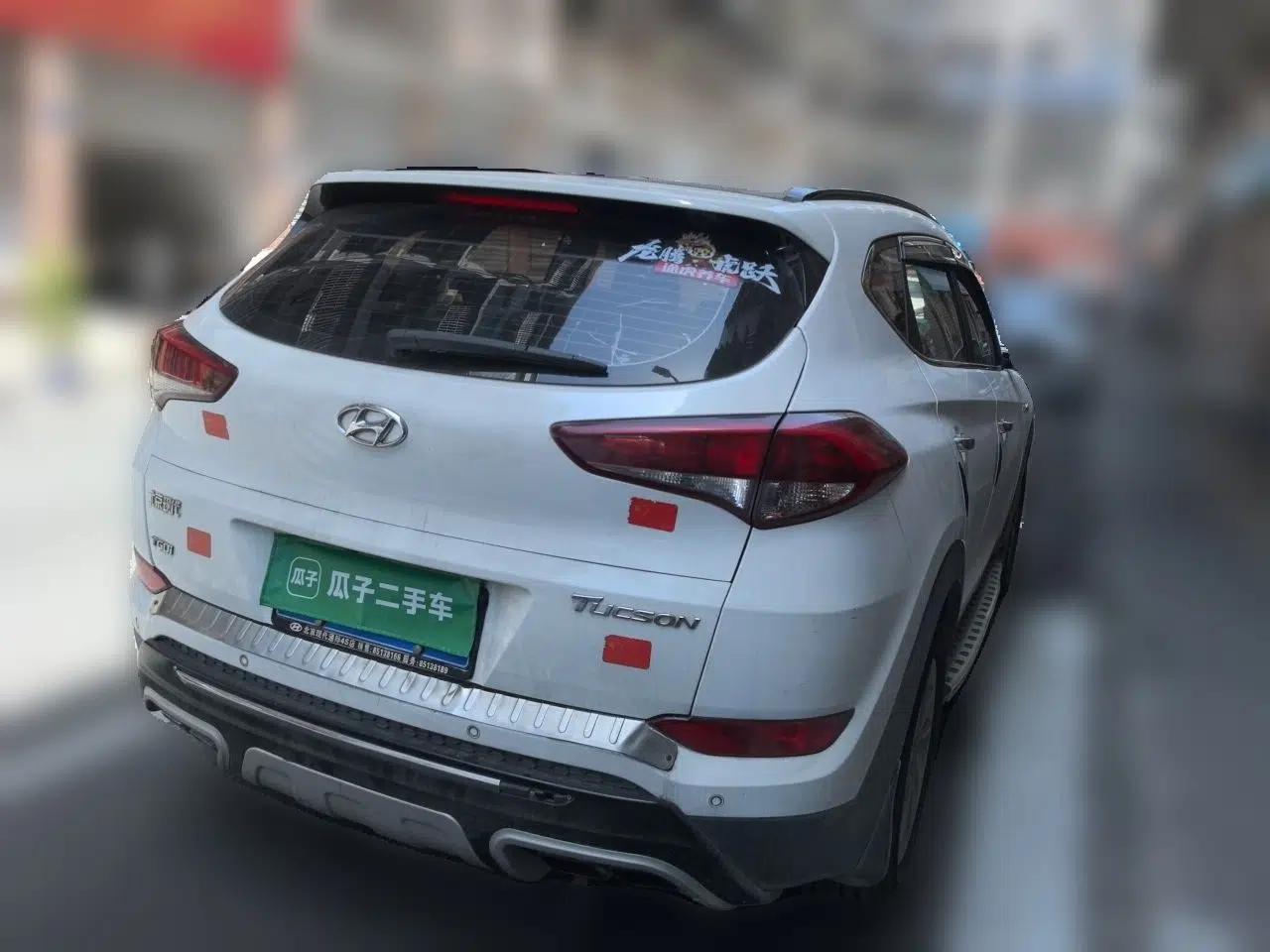 Hyundai Tucson 2015 1.6T Dual-Clutch Two-Wheel-Drive Smart Model — миниатюра 6